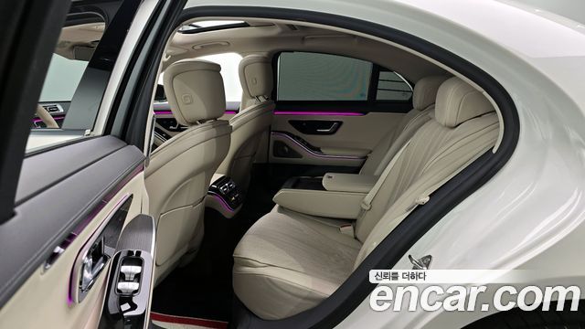Mercedes-Benz S-Class 2021 — photo 12