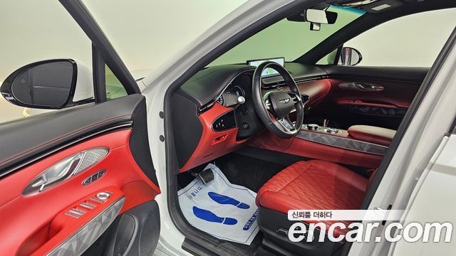 Genesis GV70 2021 — photo 13