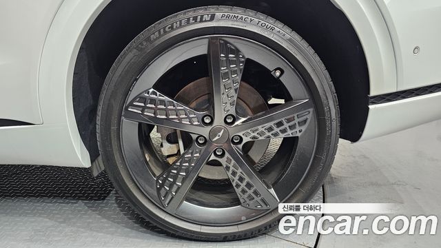 Genesis GV70 2021 — photo 7