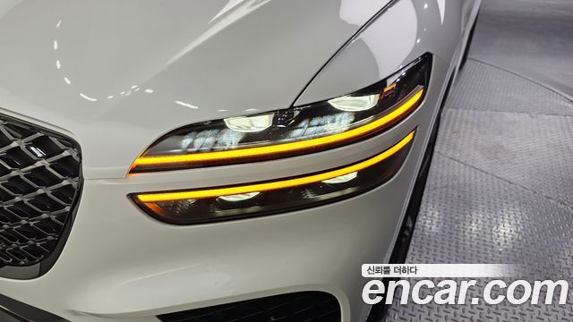 Genesis GV70 2021 — photo 8