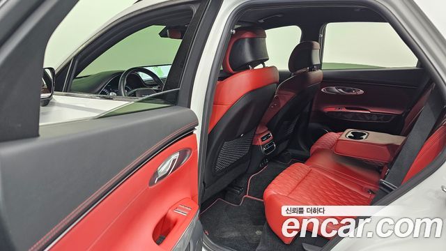 Genesis GV70 2021 — photo 16