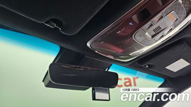 Genesis GV70 2021 — photo 29