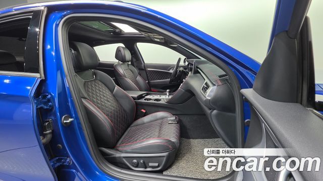 Genesis G70 2018 — photo 10