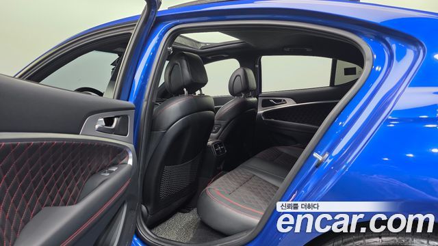 Genesis G70 2018 — photo 17