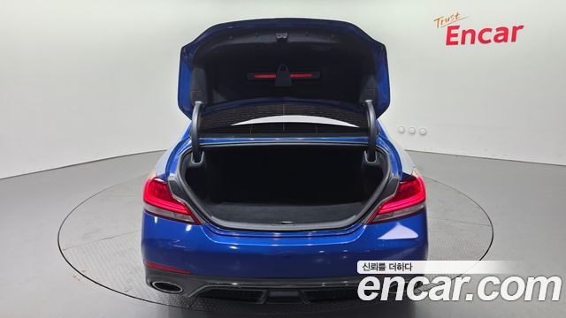 Genesis G70 2018 — photo 20
