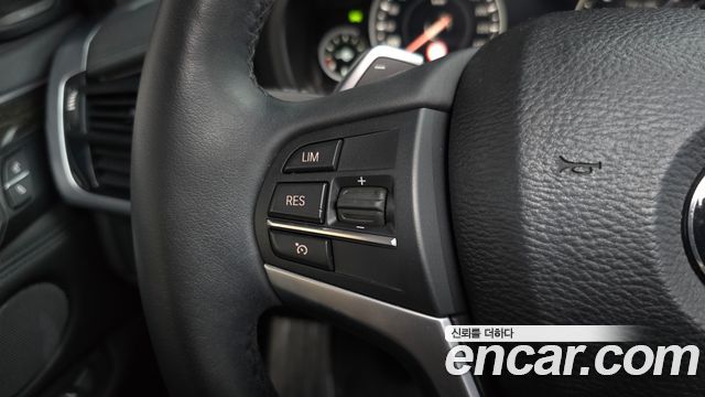 BMW X6 2016 — photo 24