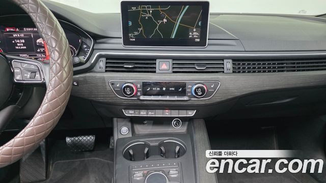 Audi A4 2019 — photo 22