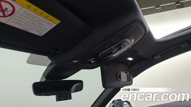 Audi A4 2019 — photo 16