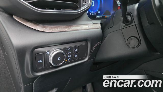 Ford Explorer 2021 — photo 20