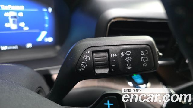 Ford Explorer 2021 — photo 24