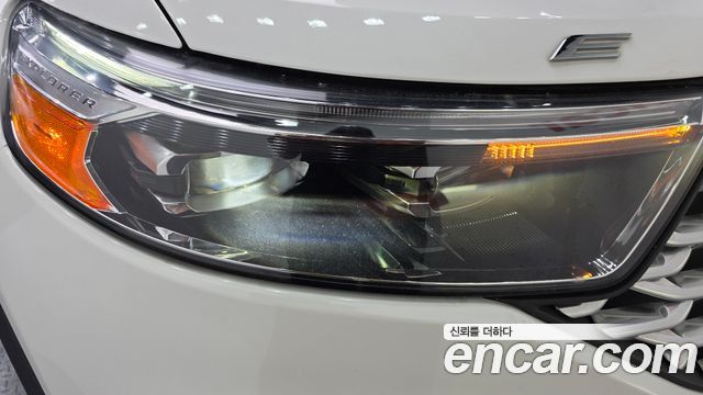 Ford Explorer 2021 — photo 8