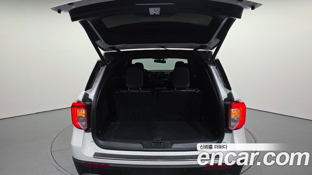 Ford Explorer 2021 — photo 32