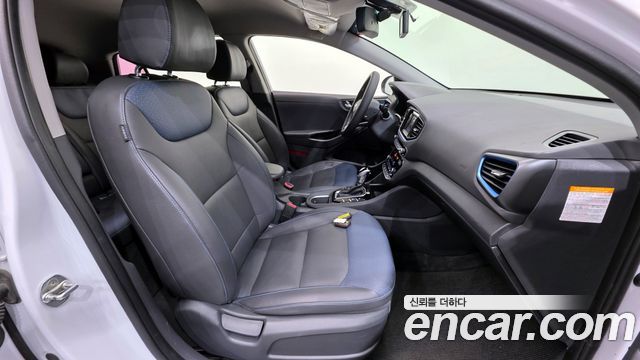 Hyundai Ioniq 2019 — photo 13