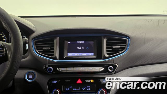 Hyundai Ioniq 2019 — photo 20
