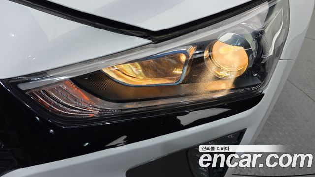 Hyundai Ioniq 2019 — photo 8