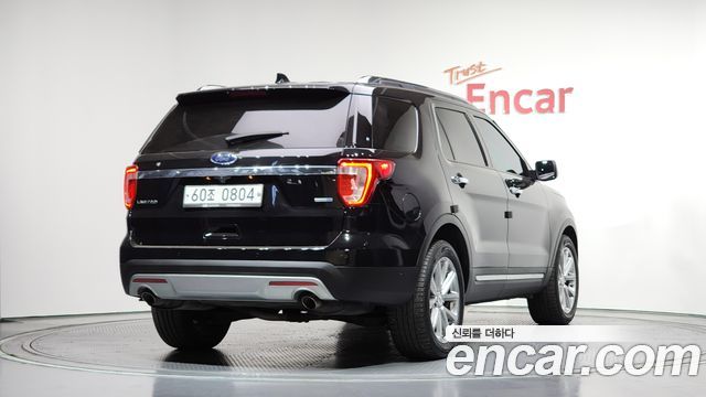 Ford Explorer 2016 — photo 2