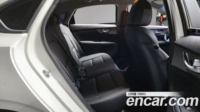 Kia K3 2020 — photo 17