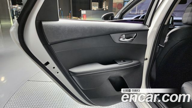 Kia K3 2020 — photo 15
