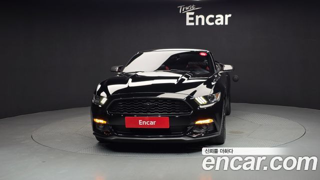 Ford Mustang 2017 — photo 3