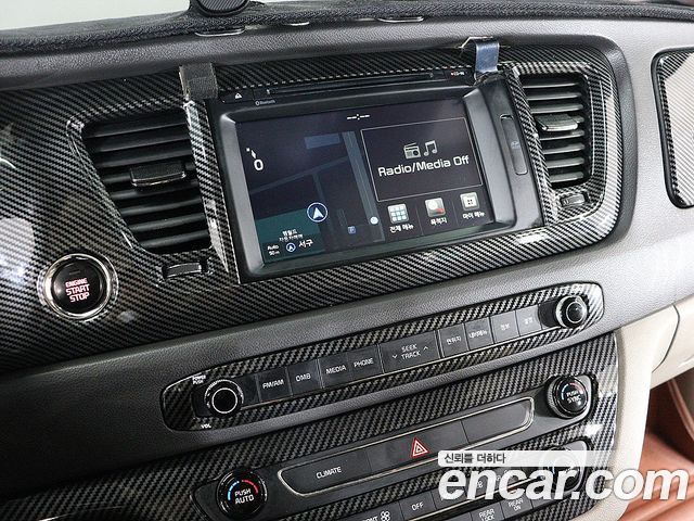Kia Canival 2016 — photo 8