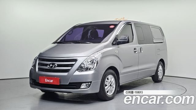 Hyundai Starex 2016 — photo 1