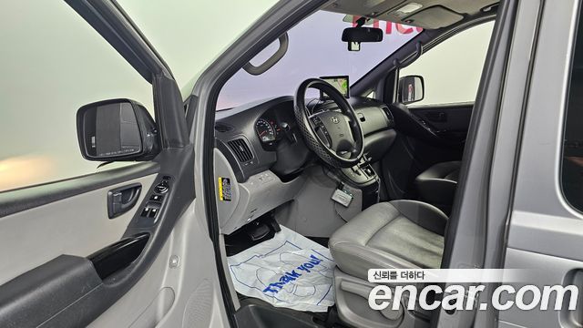 Hyundai Starex 2016 — photo 10
