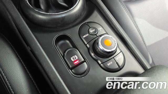Mini Clubman 2019 — photo 16