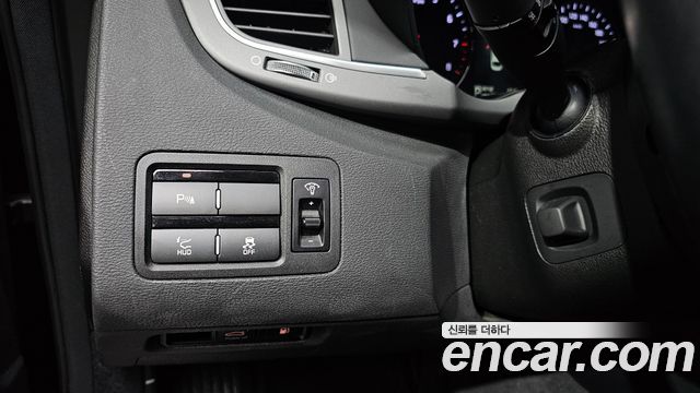 Kia K9 2014 — photo 26