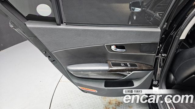 Kia K9 2014 — photo 15