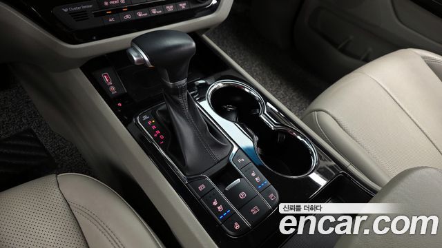 Kia Canival 2019 — photo 9