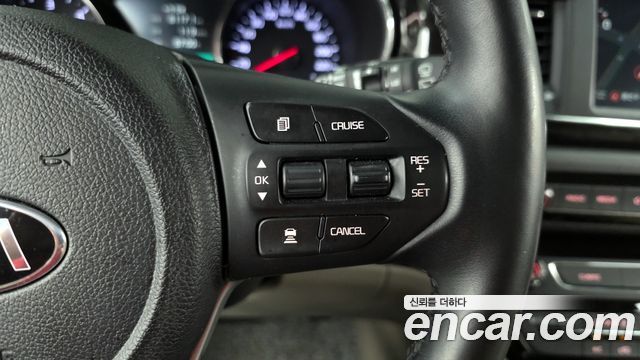 Kia Canival 2019 — photo 17
