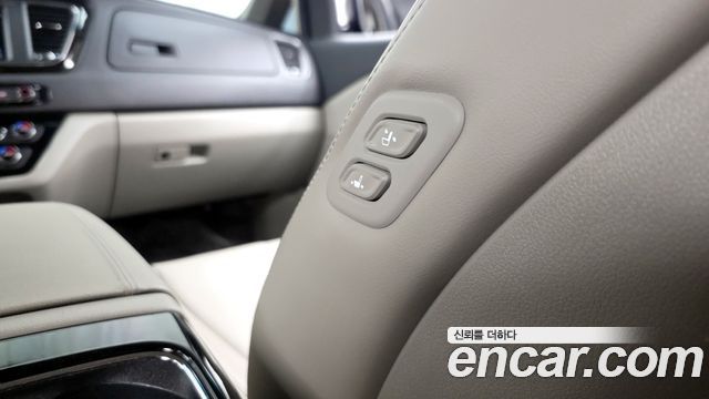 Kia Canival 2019 — photo 18