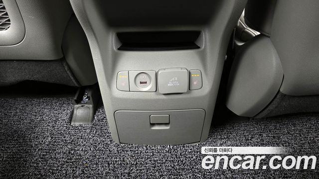 Kia Canival 2019 — photo 19