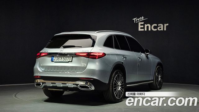 Mercedes-Benz GLC-Class 2023 — photo 2