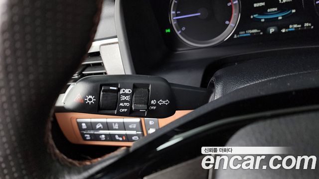 KG Mobility Rexton 2019 — photo 24