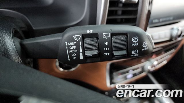 KG Mobility Rexton 2019 — photo 27