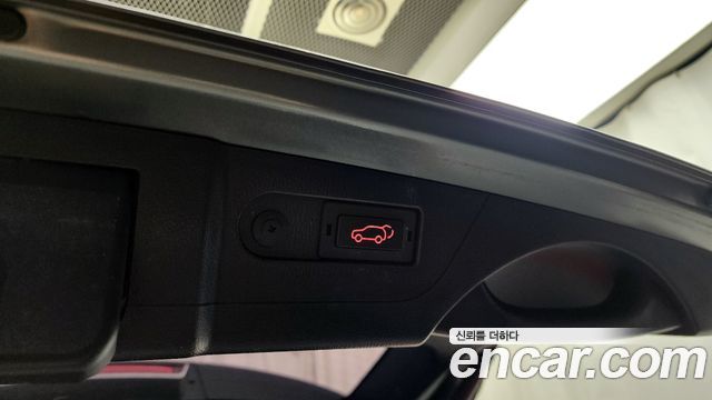 KG Mobility Rexton 2019 — photo 29