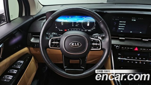 Kia Canival 2021 — photo 19