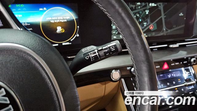 Kia Canival 2021 — photo 27