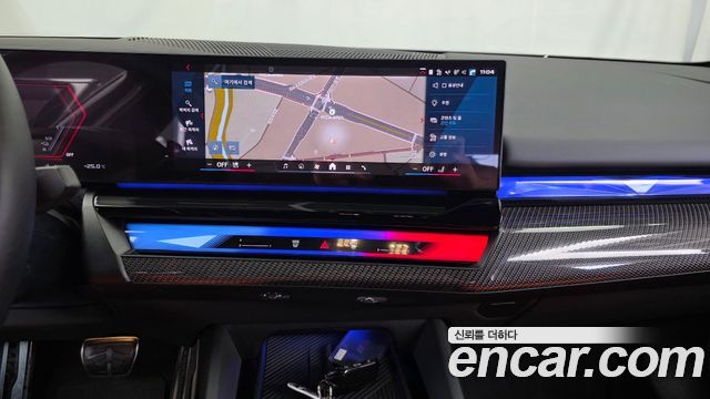 BMW M5 2025 — photo 20