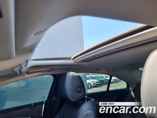 Mercedes-Benz CLS-Class 2019 — photo 18