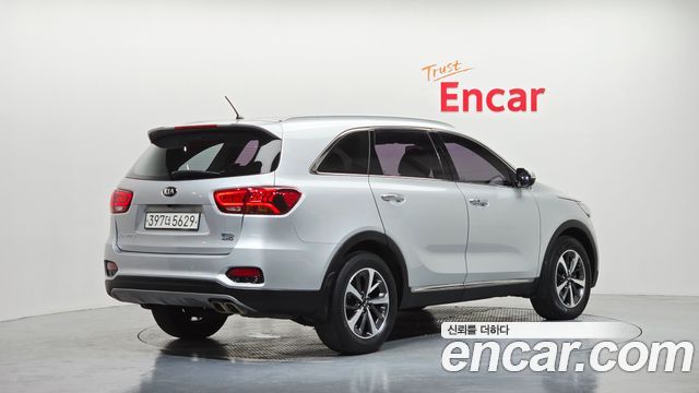 Kia Sorento 2018 — photo 2