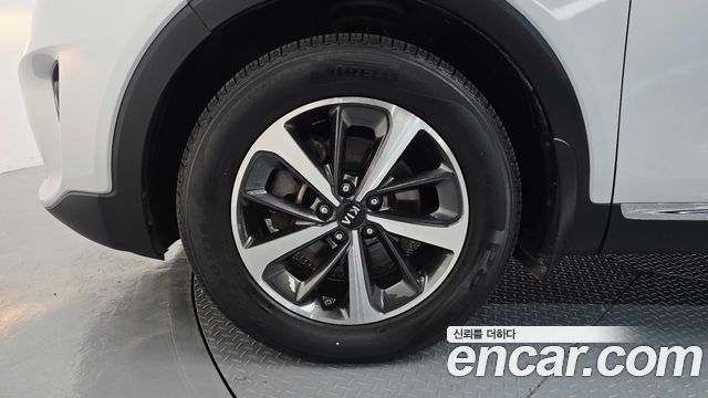 Kia Sorento 2018 — photo 5