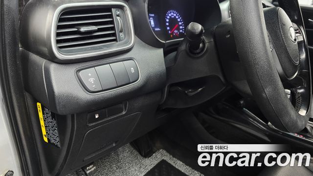 Kia Sorento 2018 — photo 15