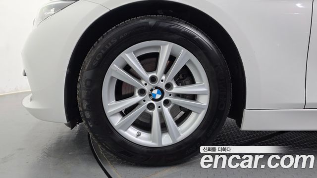 BMW 3-Series 2016 — photo 5