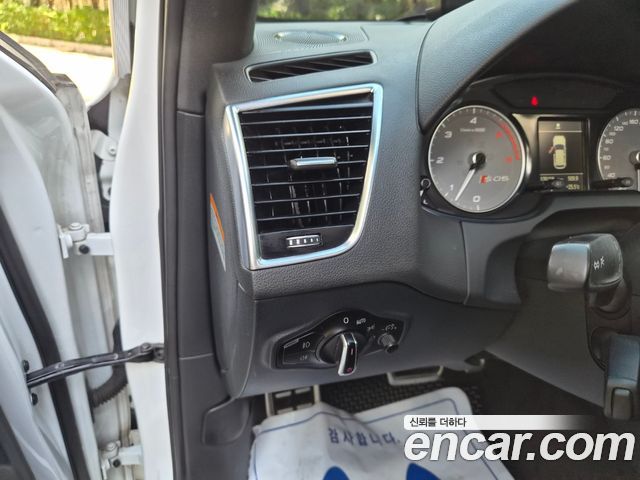 Audi SQ5 2014 — photo 13