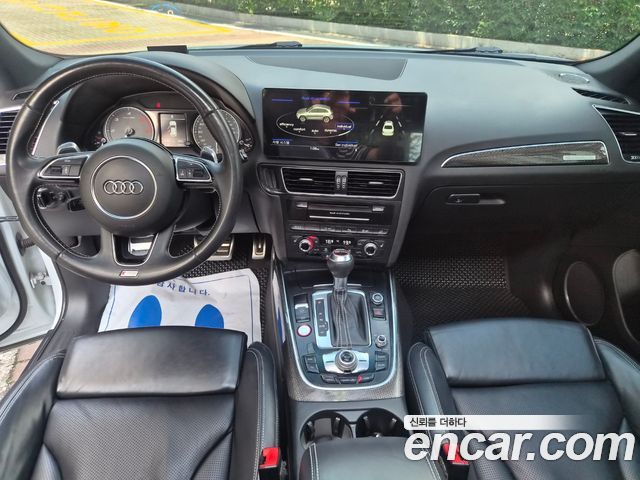 Audi SQ5 2014 — photo 15