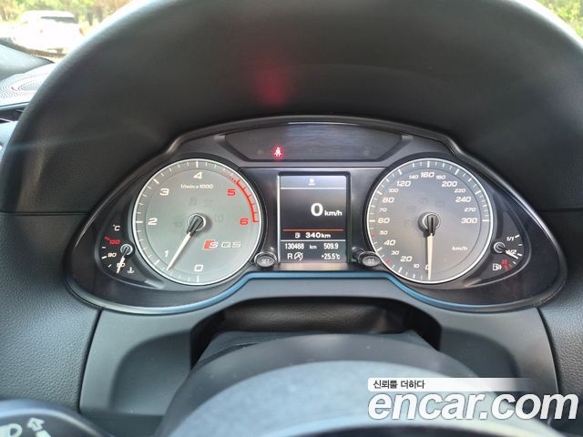 Audi SQ5 2014 — photo 18
