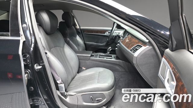 Hyundai Genesis 2015 — photo 17