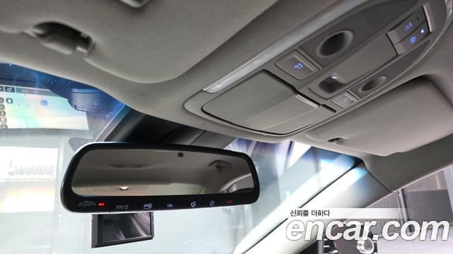 Hyundai Genesis 2015 — photo 22